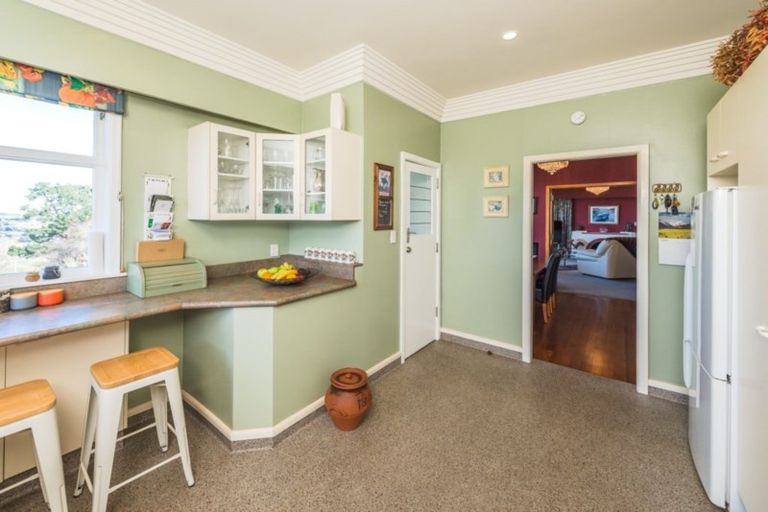 Photo of property in 4 Hillside Terrace, Saint Johns Hill, Whanganui, 4500