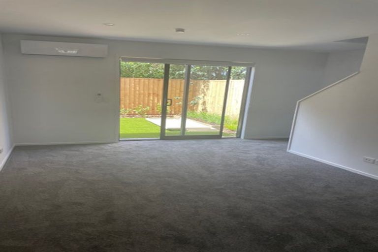 Photo of property in 9/59 Matipo Road, Te Atatu Peninsula, Auckland, 0610
