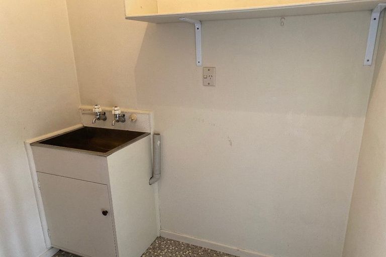 Photo of property in 29 Meeanee Road, Taradale, Napier, 4112