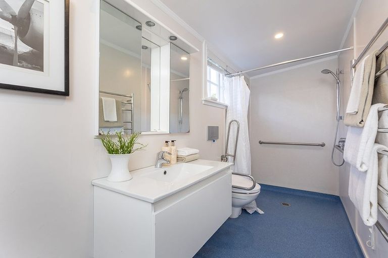 Photo of property in 12 Huia Street, Devonport, Auckland, 0624