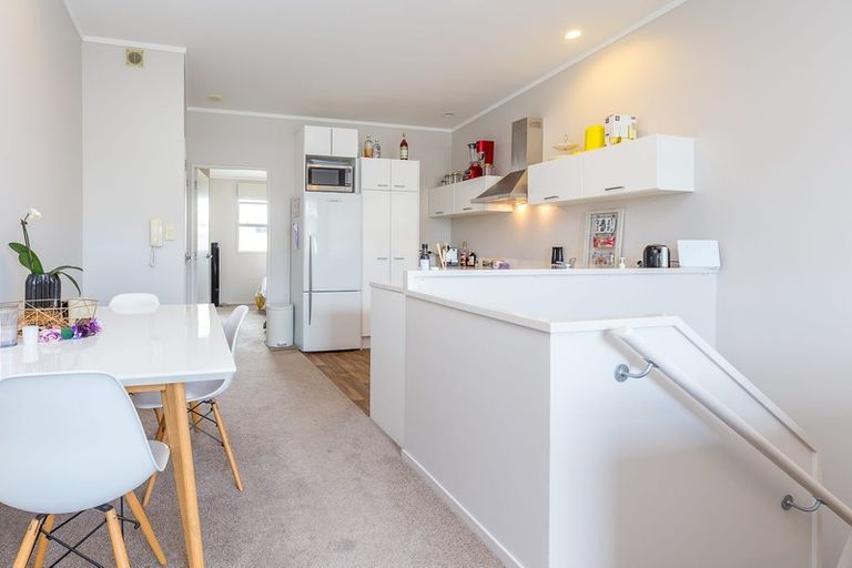 Photo of property in 3/3 Ngahura Street, Eden Terrace, Auckland, 1021