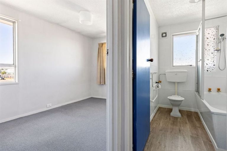 Photo of property in 3/30 Epsom Road, Sockburn, Christchurch, 8042