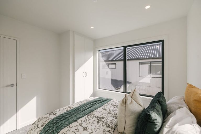 Photo of property in 3 Cypress Way, Levin, 5510