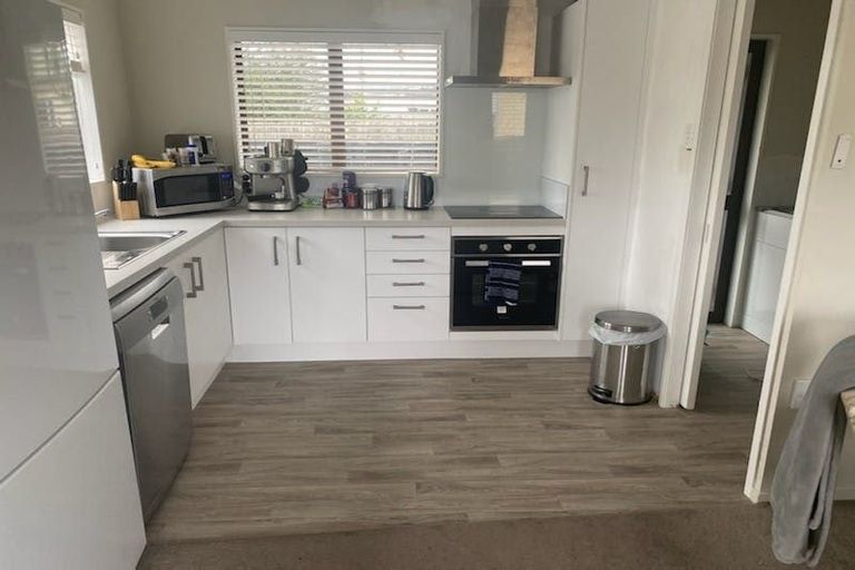 Photo of property in 30b Robinson Avenue, Holdens Bay, Rotorua, 3010