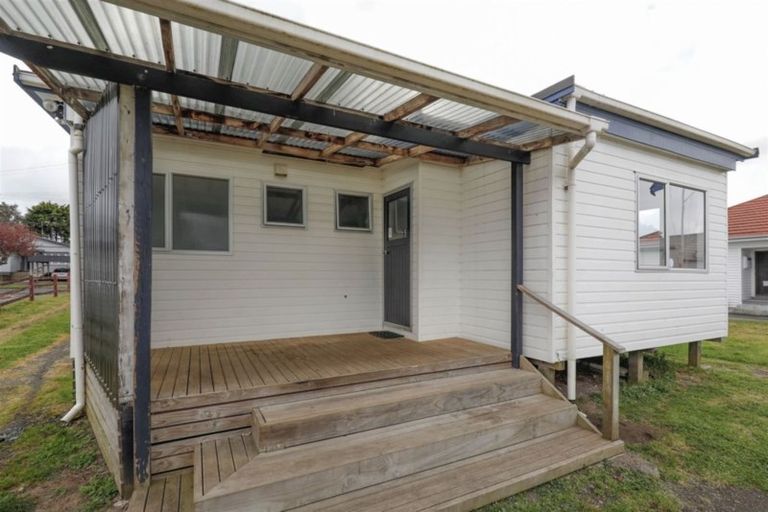 Photo of property in 162 Hakanoa Street, Huntly, 3700