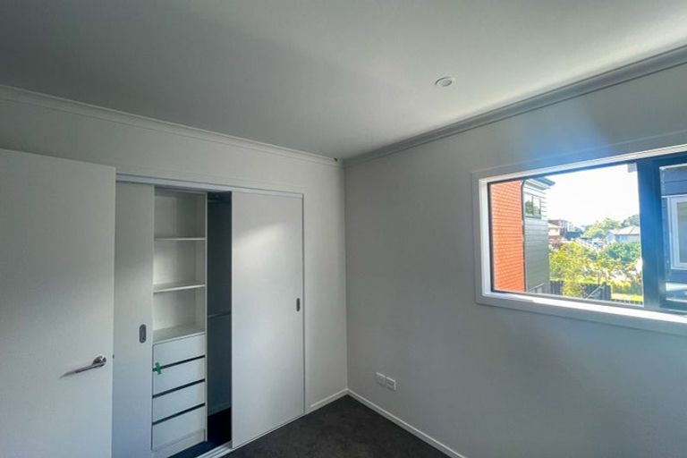 Photo of property in 4/13 Brough Road, Manurewa East, Auckland, 2102