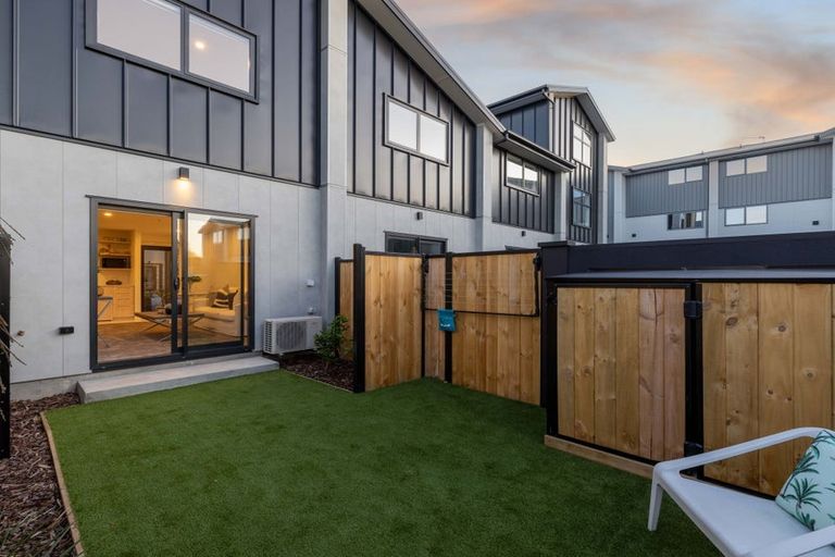 Photo of property in 73 Mohua Lane, Upper Riccarton, Christchurch, 8041