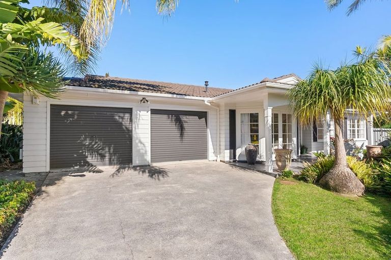Photo of property in 6 Adonis Place, Half Moon Bay, Auckland, 2012