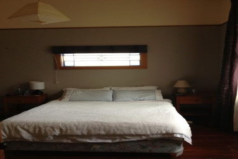 Photo of property in 52 Kilbirnie Crescent, Kilbirnie, Wellington, 6022