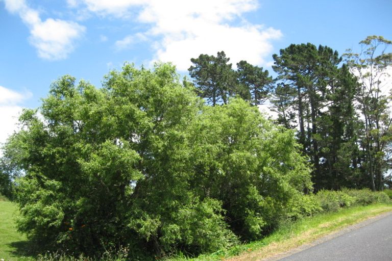 Photo of property in 80 Bombay Road, Bombay, 2675