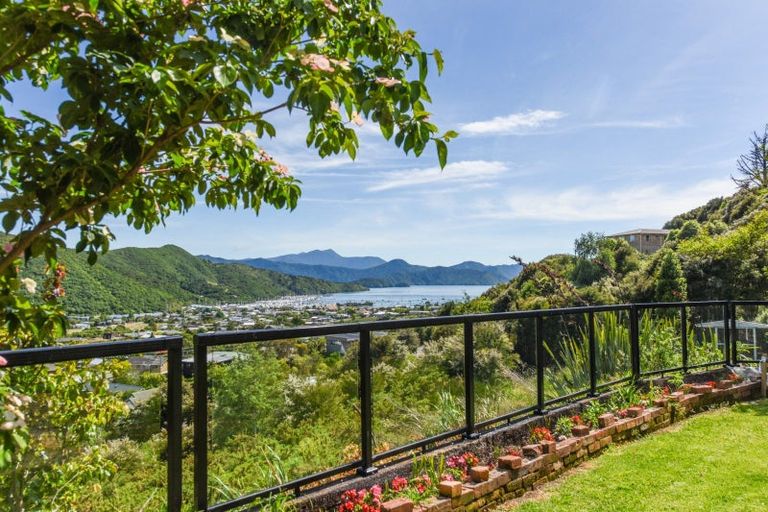 Photo of property in 51 Boons Valley Road, Waikawa, Picton, 7220