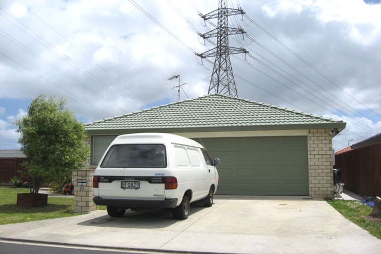 Photo of property in 8 Takatu Place, Takanini, 2112