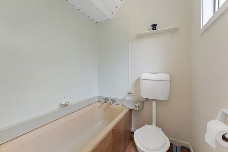 Photo of property in 28 Tarawera Road, Johnsonville, Wellington, 6037