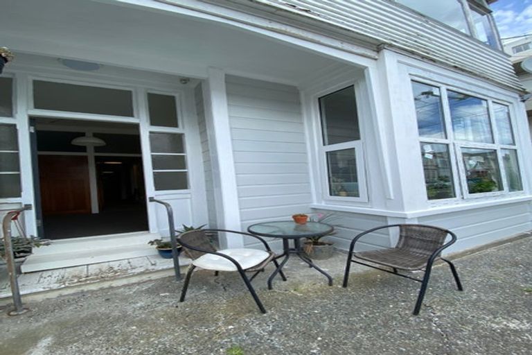 Photo of property in 119 Brougham Street, Mount Victoria, Wellington, 6011