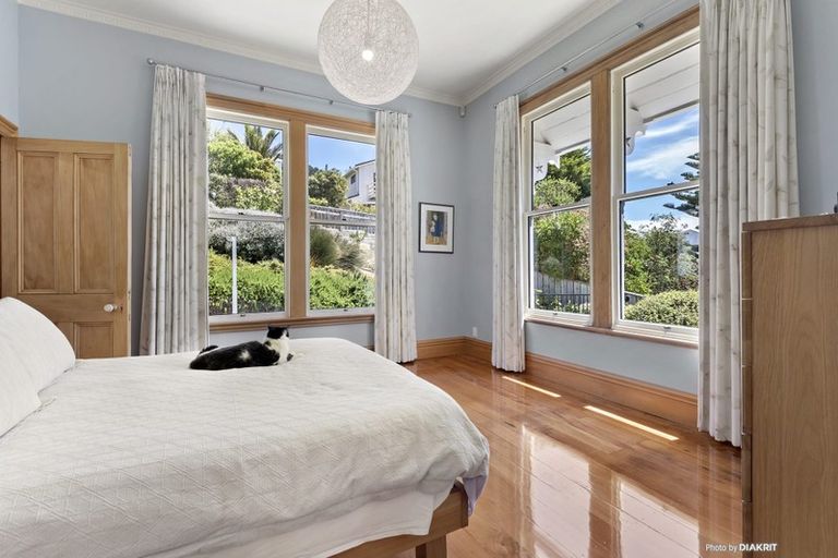 Photo of property in 33 Upper Bourke Street, Kilbirnie, Wellington, 6022