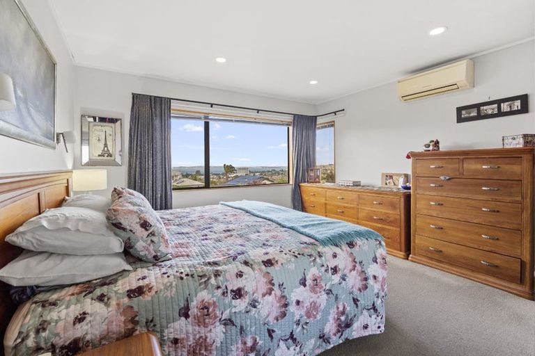 Photo of property in 1 Ascot Way, Orewa, 0931
