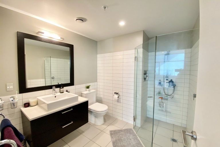 Photo of property in Chews Lane Apartments, 8a/9 Chews Lane, Wellington Central, Wellington, 6011