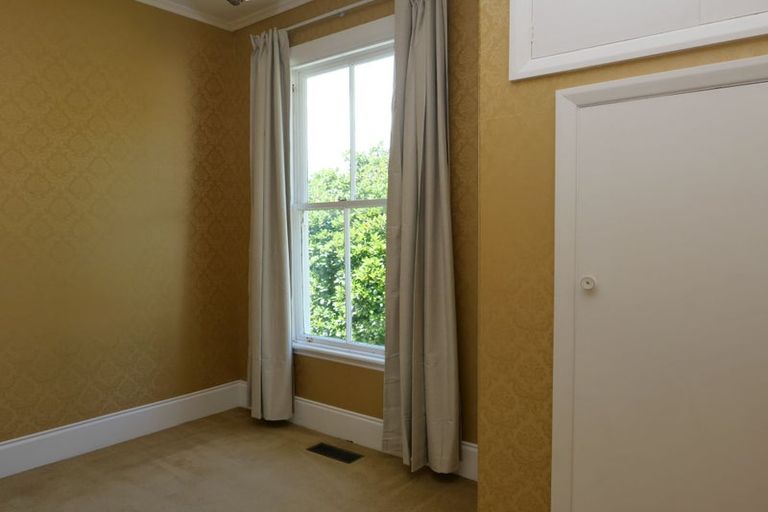 Photo of property in 35 Disley Street, Highbury, Wellington, 6012