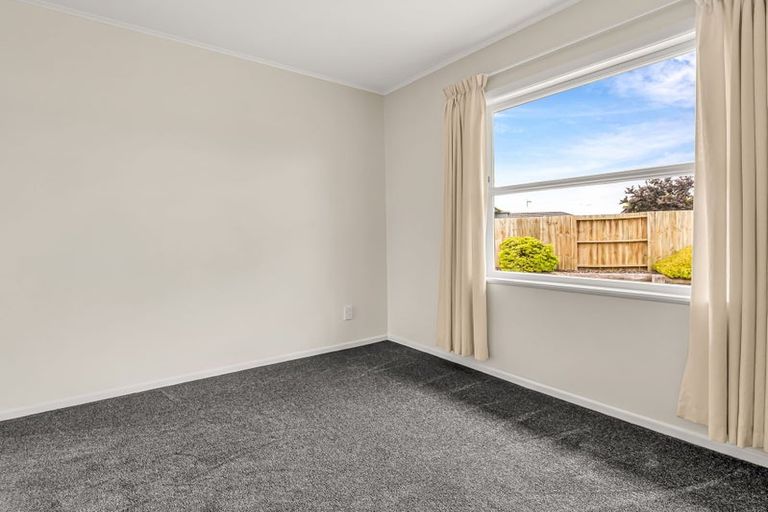 Photo of property in 5 Porikapa Road, Owhata, Rotorua, 3010