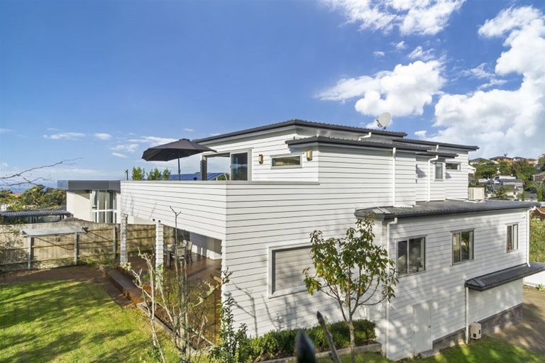 Photo of property in 68 Hebron Road, Waiake, Auckland, 0630
