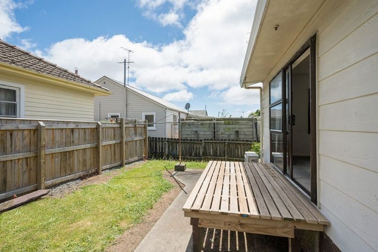 Photo of property in 1/147 Tipahi Street, Nelson South, Nelson, 7010