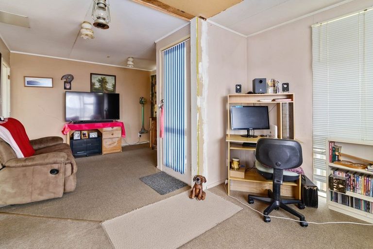 Photo of property in 28 Tania Crescent, Western Heights, Rotorua, 3015