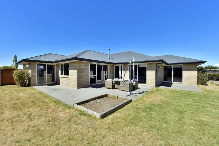 Photo of property in 16 Bradbury Avenue, Rolleston, 7614