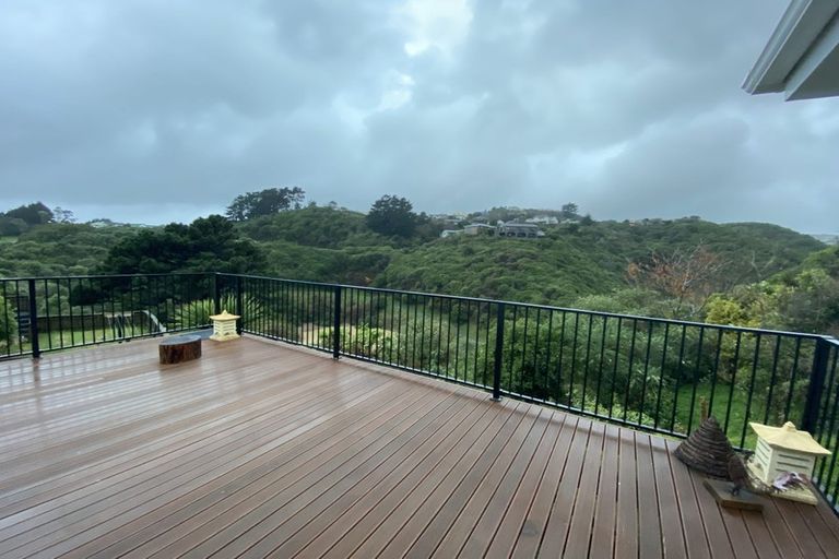 Photo of property in 68 Mark Avenue, Paparangi, Wellington, 6037
