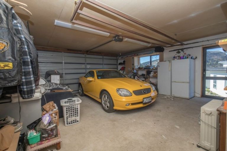 Photo of property in 30 Plantation Road, Wanaka, 9305