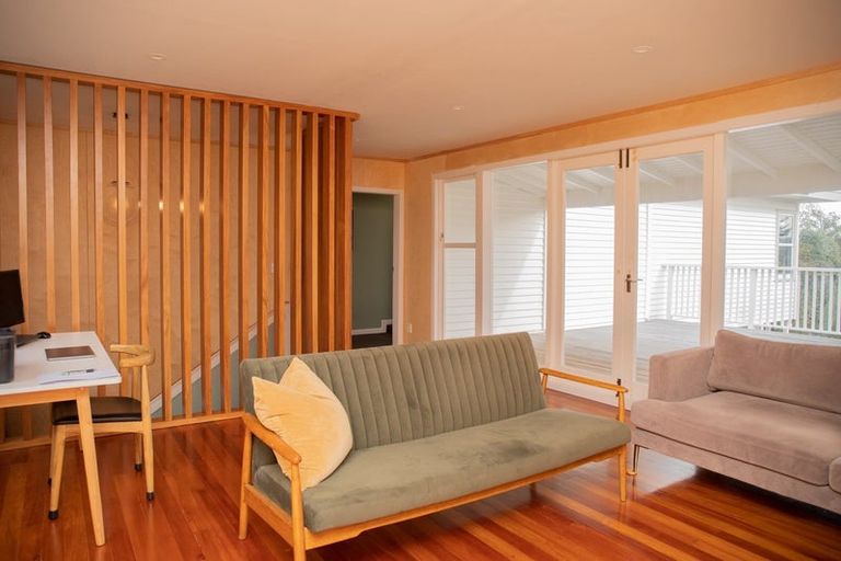 Photo of property in 171 Muritai Road, Eastbourne, Lower Hutt, 5013