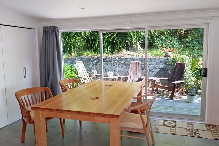 Photo of property in 30 Coote Road, Bluff Hill, Napier, 4110