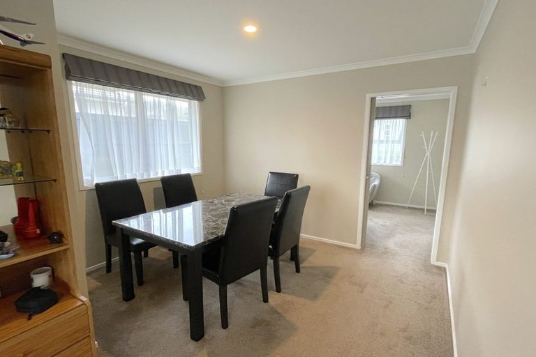 Photo of property in 29 Margaret Shields Avenue, Aotea, Porirua, 5024