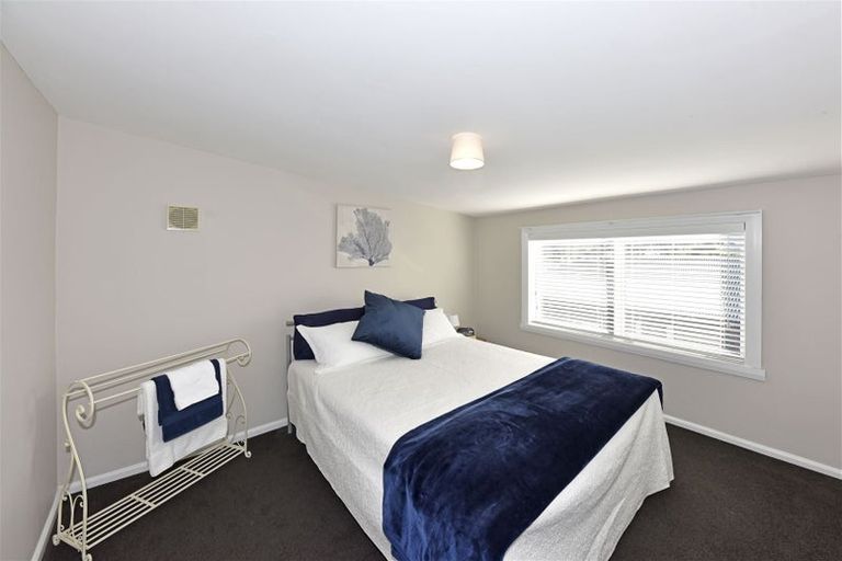 Photo of property in 104 Condell Avenue, Papanui, Christchurch, 8053