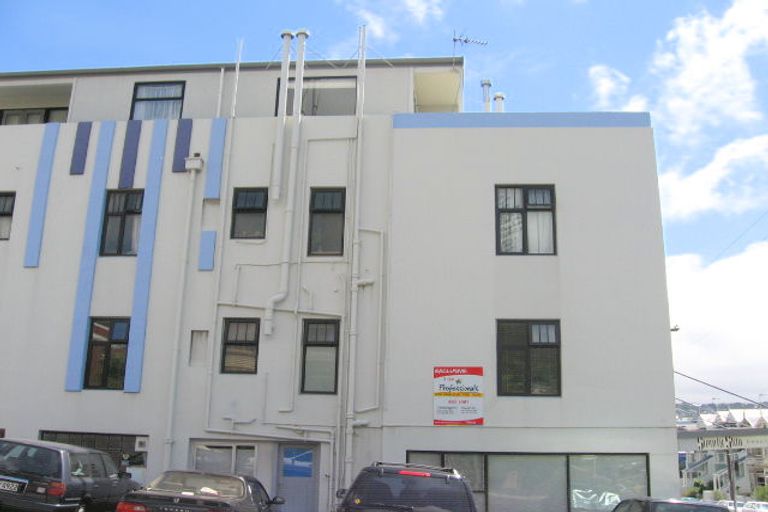 Photo of property in 6/24 Elizabeth Street, Mount Victoria, Wellington, 6011
