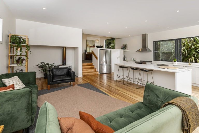 Photo of property in 39 Kent Terrace, Riverhead, 0820