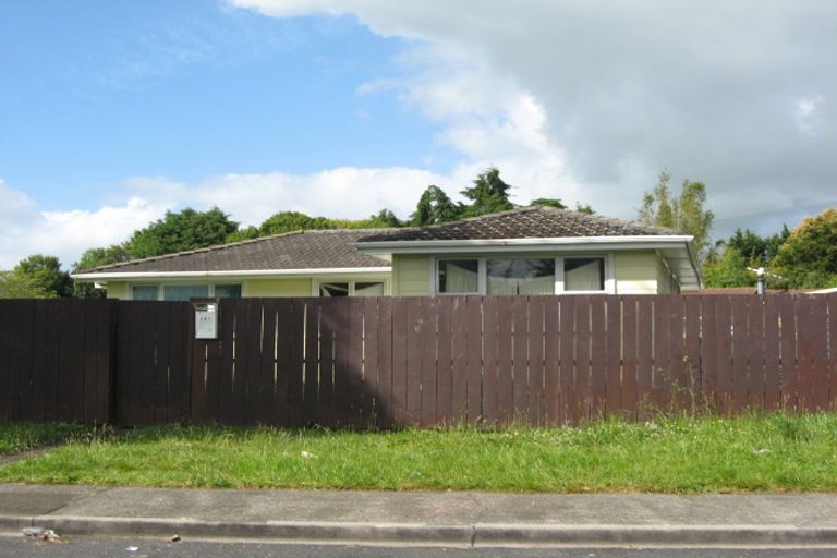 Photo of property in 141 Chichester Drive, Rosehill, Papakura, 2113