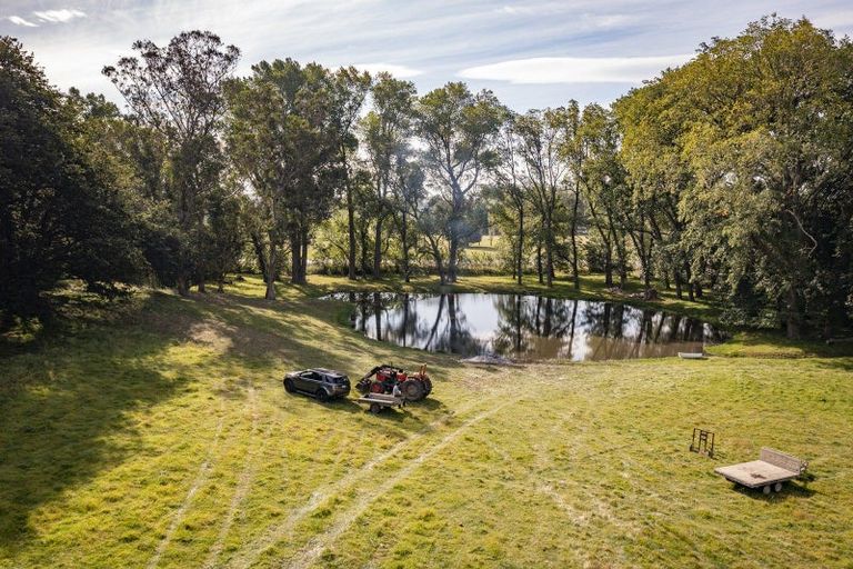 Photo of property in Totara Estate, 583 Alma-maheno Road, Alma, Oamaru, 9492