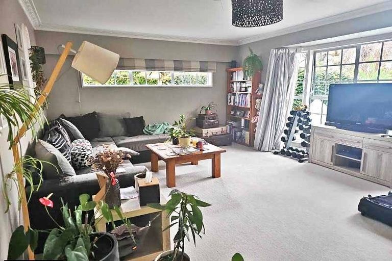 Photo of property in 71 Hooker Avenue, Chedworth, Hamilton, 3210