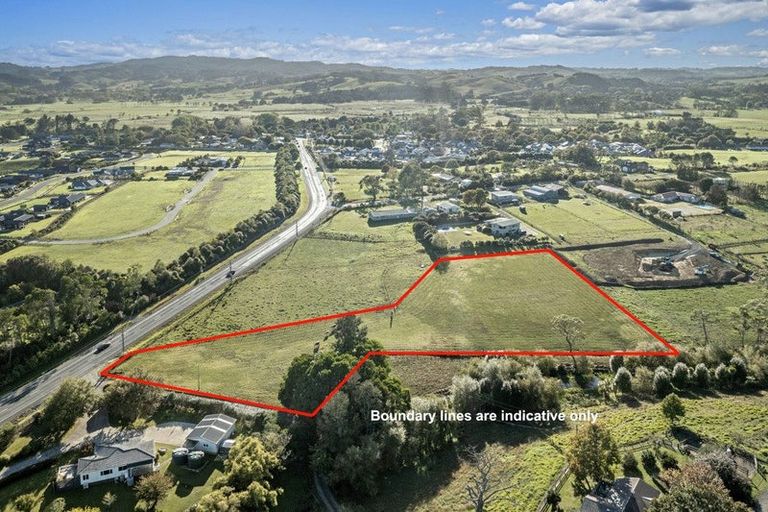 Photo of property in 750 Kaipara Coast Highway, Kaukapakapa, 0871