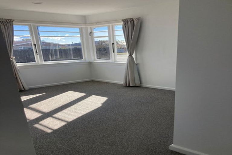Photo of property in 17 Kearneys Road, Linwood, Christchurch, 8062