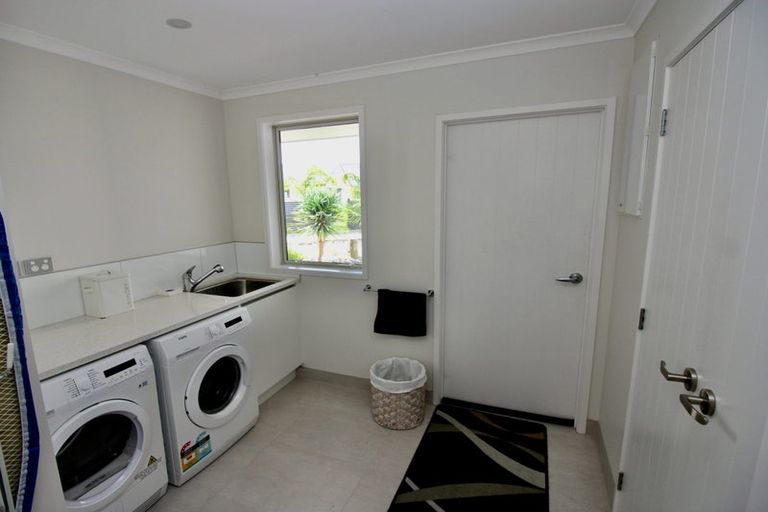 Photo of property in 51 Aquila Drive, Whitianga, 3510