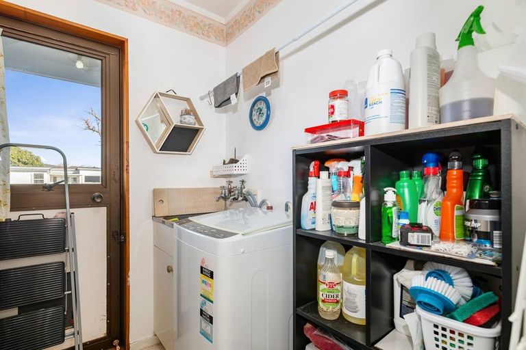 Photo of property in 12b Robertson Street, Glenholme, Rotorua, 3010