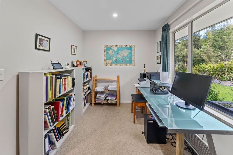 Photo of property in 24 Matariki Place, Wakefield, 7025