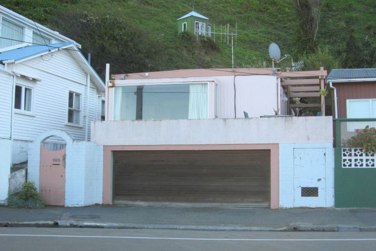 Photo of property in 165 Marine Parade, Seatoun, Wellington, 6022