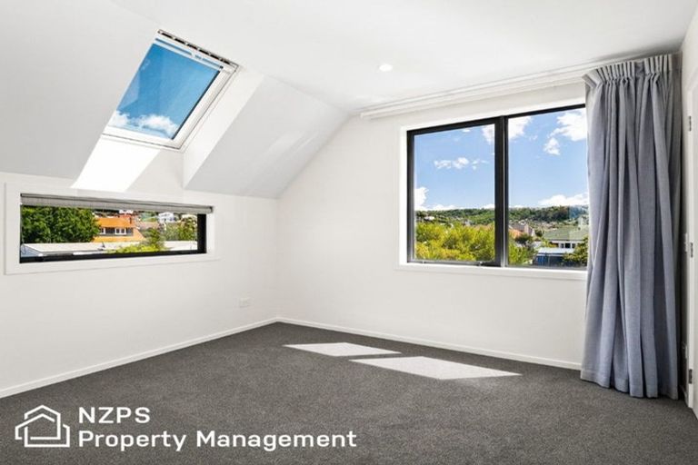 Photo of property in 2/208 Surrey Street, Saint Clair, Dunedin, 9012