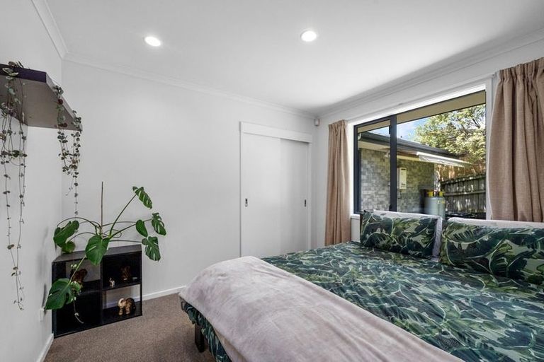 Photo of property in 56 Cabeleigh Drive, Helensville, 0800