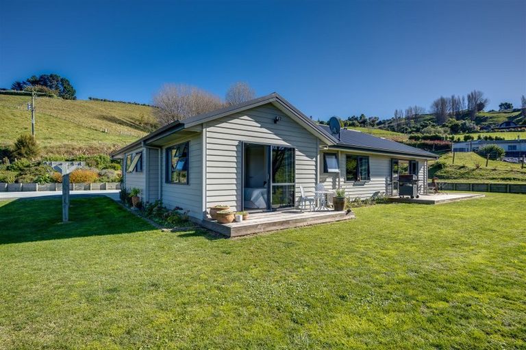 Photo of property in 94 Avery Road, Eskdale, Napier, 4182