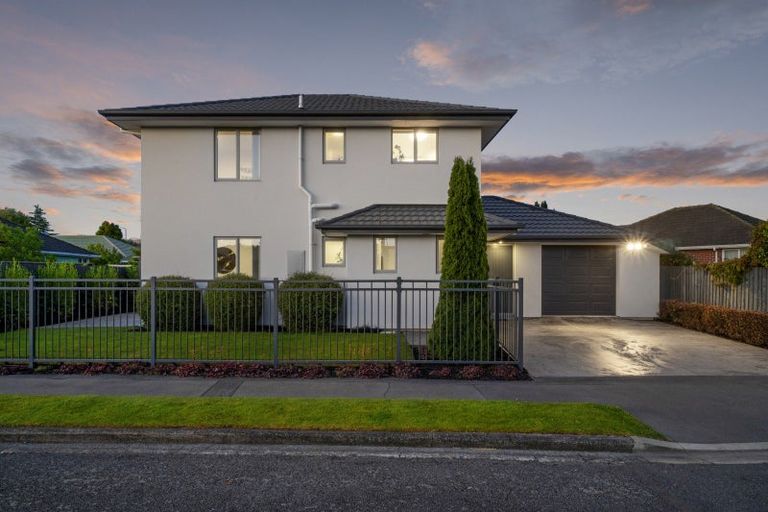 Photo of property in 3 Wildwood Avenue, Avonside, Christchurch, 8061