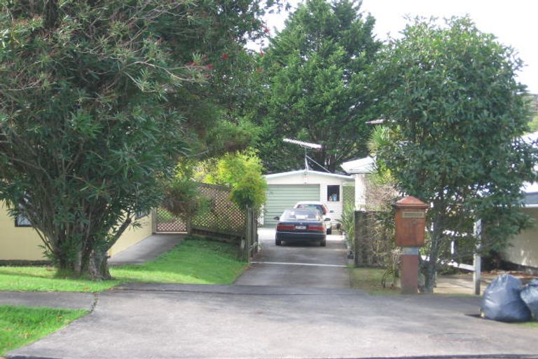Photo of property in 1/12 Claridge Street, Glen Eden, Auckland, 0602