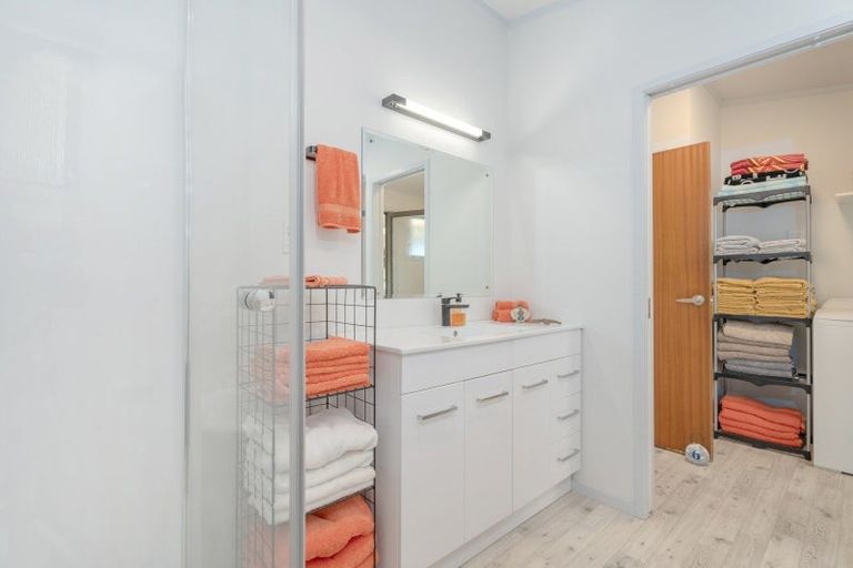 Photo of property in 104 Cook Drive, Whitianga, 3510